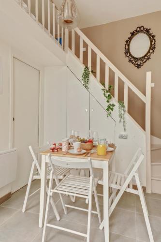Superbe studio rempli de charme au coeur du Marais - image 2