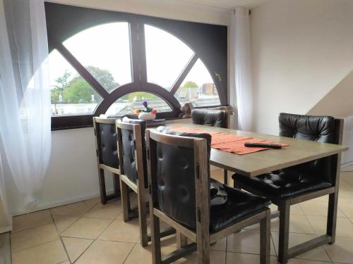 設施, Super Penthouse #9 oder Studio #6 mit Aufzug, Terrasse & Wintergarten im Zentrum in 埃施韋勒