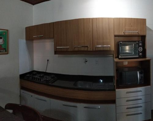Standard Quadruple Room image 7