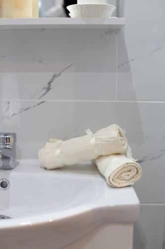 AcroView Right In The Center