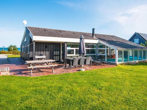 Four-Bedroom Holiday home in Allingåbro 2 - image 12