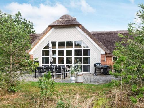 Four-Bedroom Holiday home in Nørre Nebel 3 - main image
