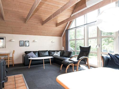 Four-Bedroom Holiday home in Nørre Nebel 3 - image 11