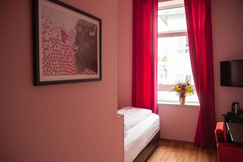 1 twin bed