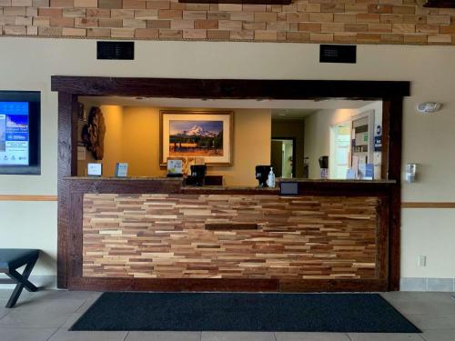 Best Western Woodburn Inn