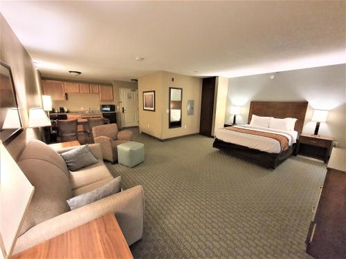 AmeriVu Inn and Suites - Chisago City