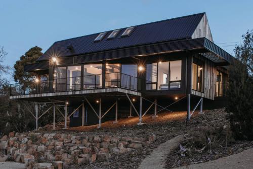 . Deviot Boat House