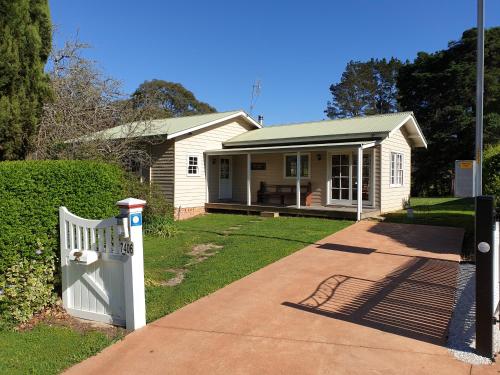 Sutton Forest Cottage