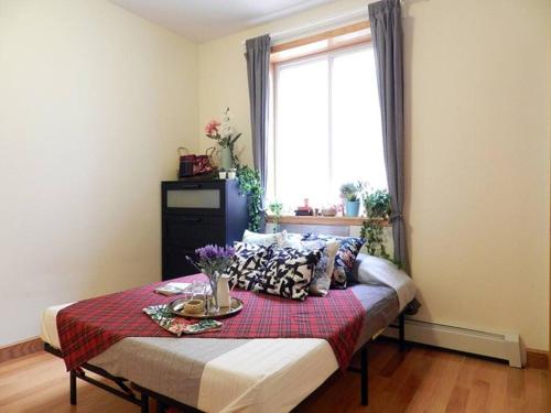 3BR2BA Astoria 29St Apt Near Midtown & Subway - image 5