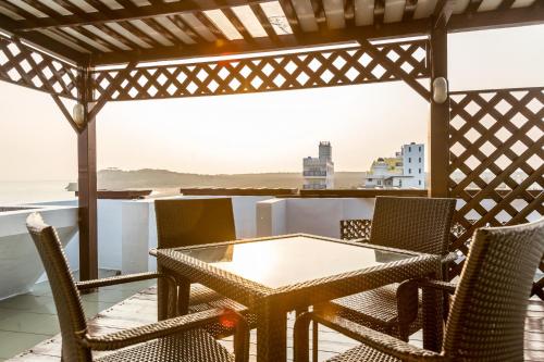 View, Beachcastle & Sea View Villa near Twin-Hearts Stone Weir