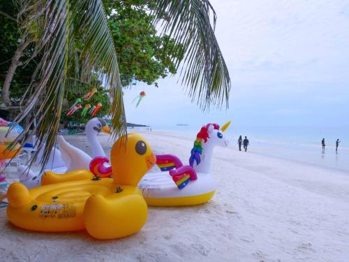 Beach, Green Bay Samed Resort (SHA Extra Plus) in Sai Kaew Beach