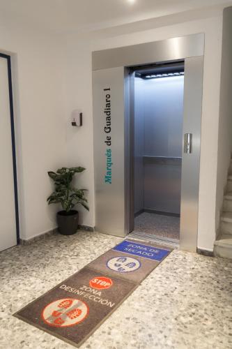 Marqués de Guadiaro 1 Apartamentos