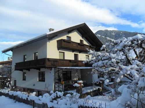  Haus Sabine Braunegger, Pension in Kaltenbach