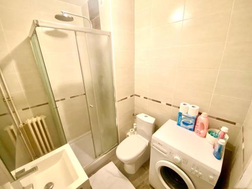 SOBNB CHAMARANDES- Studio 3 personnes 2min frontiere Suisse