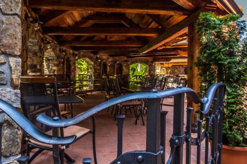 陽台/露台, KATERAIN hotel, restaurace, wellness in 奧帕瓦