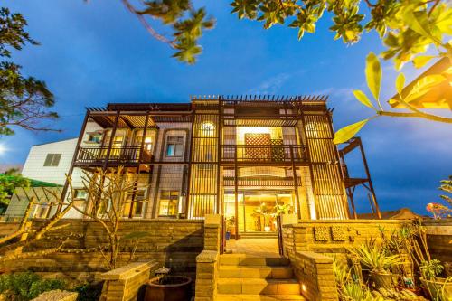Exterior view, Beachcastle & Sea View Villa near Twin-Hearts Stone Weir