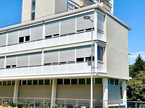 SOBNB- LA TOUR 2 - Appartement a 200m de la frontiere