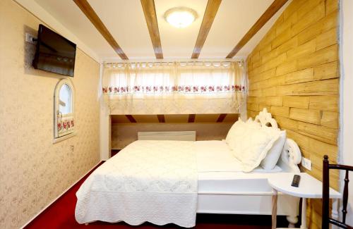 Hotel Lula - image 8