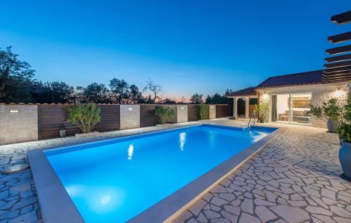 Holiday Home image 3