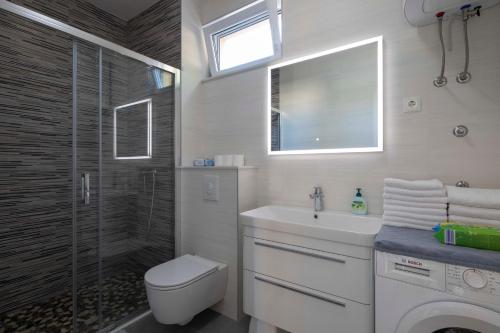 Apartment Fragola - image 4