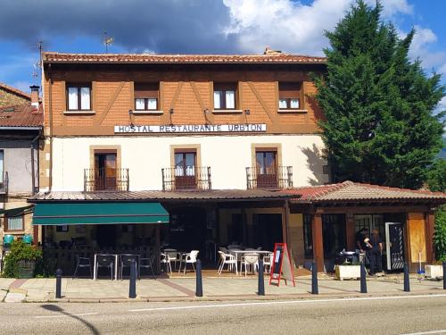  Hostal Urbión, Pension in Vinuesa bei Hinojosa de la Sierra