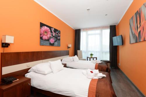 Holiday Beach Budapest Wellness Hotel with Sauna Park