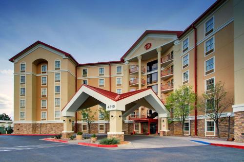 . Drury Inn & Suites Albuquerque North