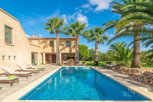  Finca Palmera in Ses Salines