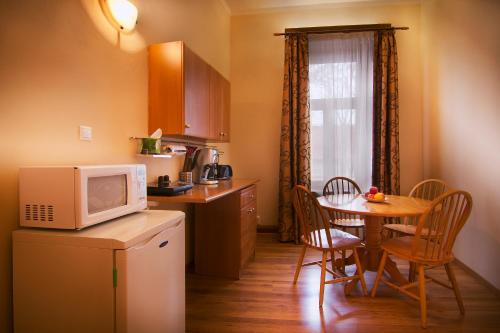 Comfort Apartment image 9
