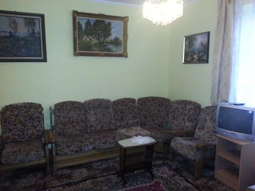 Quadruple Room (2 Adults + 2 Children) image 3
