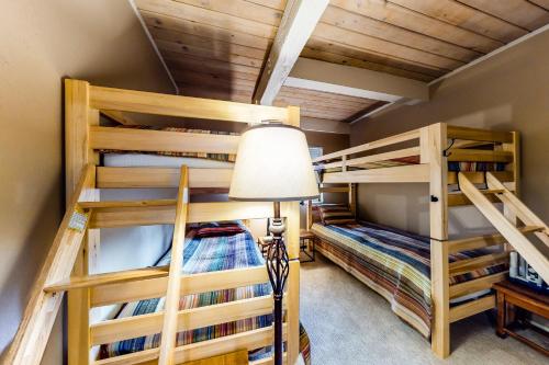Tamarisk Treehouse - image 7