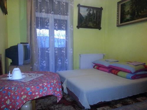 Double or Twin Room image 6