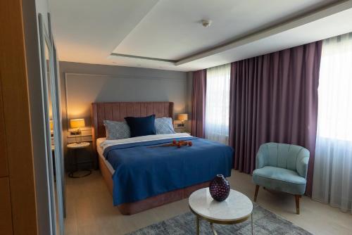 Malta Bosphorus Hotel Room Type - Deluxe Double Room with Balcony