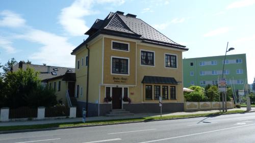 Cityhostel Wieselburg - Accommodation