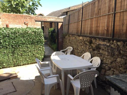 設施, Centre Sérénité au Coeur du Limousin (Centre Serenite au Coeur du Limousin) in 加爾唐普河畔貝西納