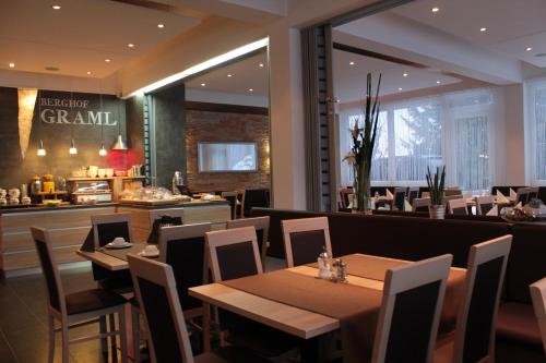 餐廳, 伯格霍夫格蘭爾酒店 (Hotel Berghof Graml) in 哈爾旺