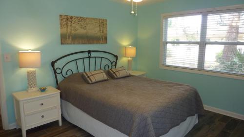 MELLOW YELLOW by Jekyll Realty - image 2