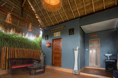 Fasilitas, Penida Krusty Hill by ecommerceloka in Nusa Penida