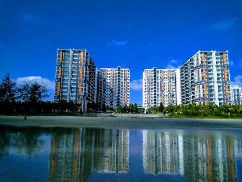 Timurbay by Dfamilia, ground floor suite with easy access to the pool and beach, Kuantan (photo 3)