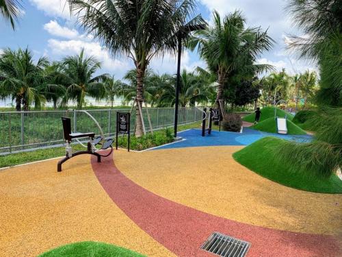 Timurbay by Dfamilia, ground floor suite with easy access to the pool and beach, Kuantan (photo 10)