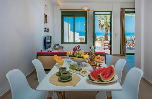  Gaia Beach House in Alikanas