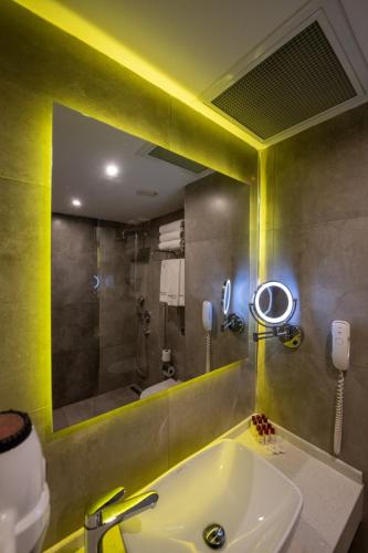 269891350 Nova Plaza Crystal Hotel & Spa