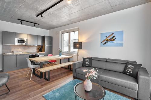 The Cloud Suite Apartments 5