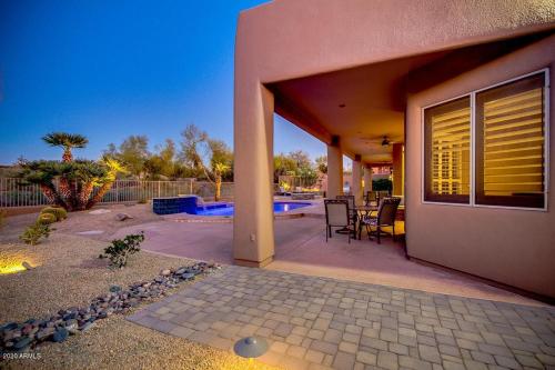 Three-Bedroom House image 4