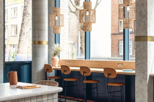 Bermonds Locke - image 14