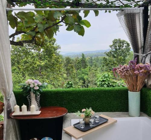 Bathroom, Baansuan Chomchun near Kanta Elephant Sanctuary