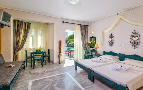 Hotel Castle Suites - image 5
