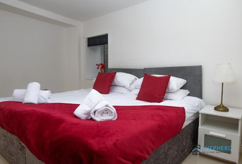 Reading City Centre Apartment With Garden By Shepherd Serviced Apartments, , Berkshire