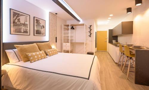 Apartamentos en Alicante RISCAL — other in Calle Poeta Vila y Blanco Nº 4 (EDIFICIO ESTUDIOTEL), Alicante Spain, 03003