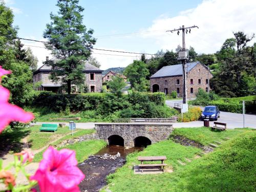  Vintage Holiday Home in Marcourt With Garden in Marcourt